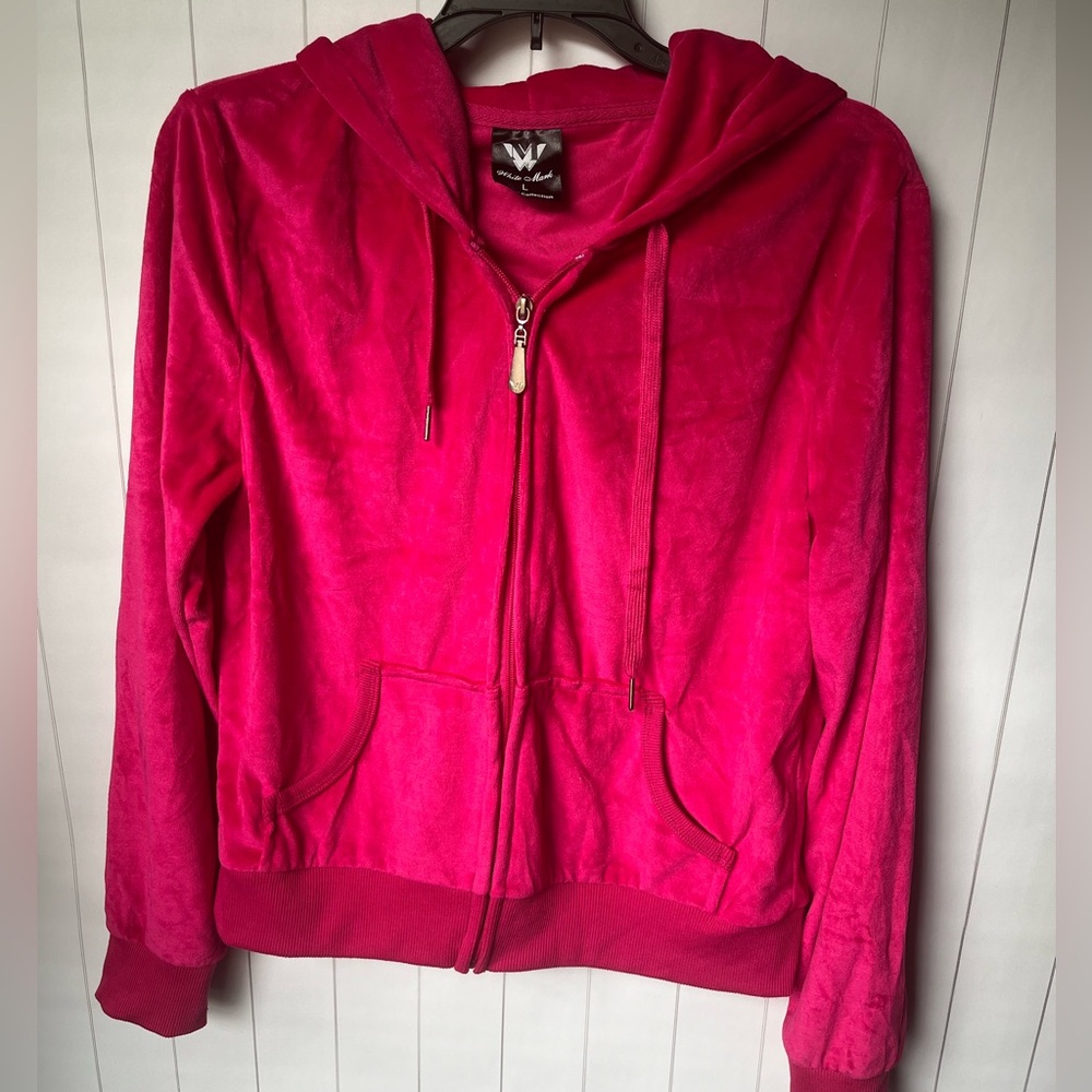 🛍️ Velour Hoodie